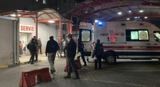 İzmir’de iki grup arasında silahlı kavga: 1 ölü, 1 yaralı