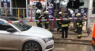 Kafede kızgın yağın bulunduğu fritöz bomba gibi patladı