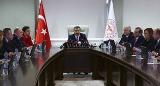 Maskeler hayatımızdan çıkacak mı? Bilim Kurulu toplanacak