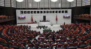 Meclis, seçim kanunu teklifi için mesai yapacak