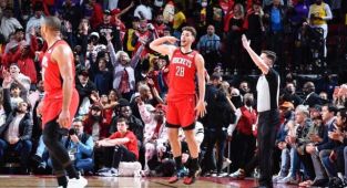NBA'de Alperen, Grizzlies'e karşı 12 sayı, 9 ribauntla oynadı