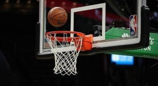 NBA'de Mavericks, deplasmanda Nets'i son saniye basketiyle devirdi