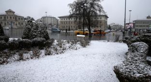 Sivas'ta kar yağışı etkili oluyor