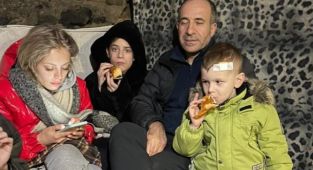 Ukrayna'dan gelen Türk 'sığınakta bir film setinde gibi' hissettiklerini söyledi