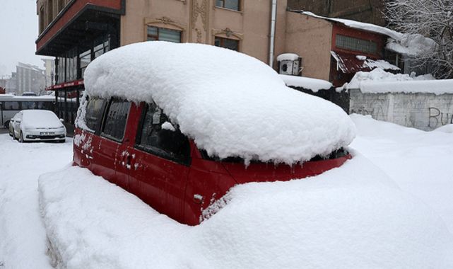 Van, Hakkari, Bitlis ve Muş'ta 385 yerleşimin yolu kardan kapandı
