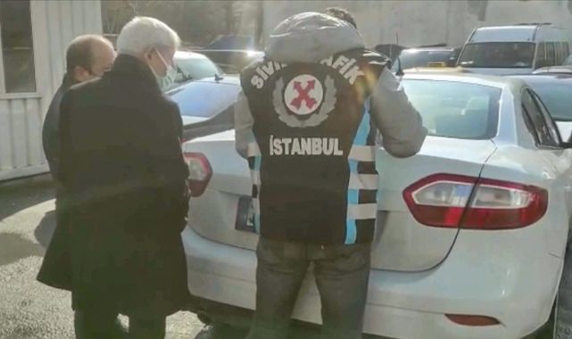Yaşlı kadını aracına almayan taksicilere para cezası uygulandı