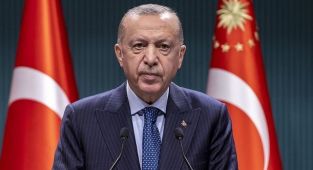 Cumhurbaşkanı Erdoğan'dan şehit infaz koruma memuru Yiğit'in ailesine başsağlığı