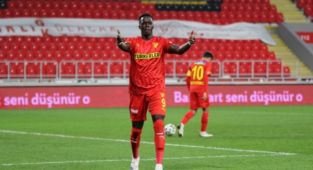 Göztepe’de Ndiaye Çin yolcusu