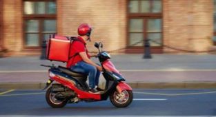 İzmir'de motosiklet ve scooter yasağı kalktı