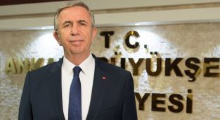Mansur Yavaş: Öğrencilerimize güzel bir haberimiz var