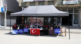 Muş'ta çocuklarını terör örgütünden kurtarmak isteyen ailelerin sayısı 34'e yükseldi