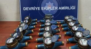 Su sayaçlarını çalan hırsızlar aynı gün yakalandı
