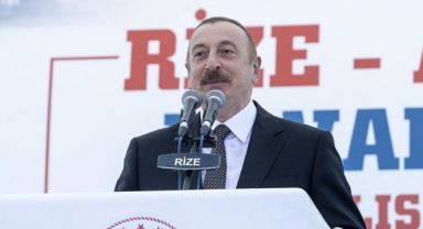 Azerbaycan Cumhurbaşkanı Aliyev dünya'ya mesaj verdi