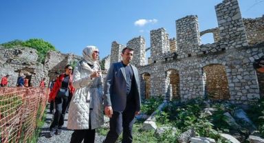 Baykar Teknoloji Lideri Selçuk Bayraktar, Şuşa'yı ziyaret etti