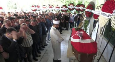 Canan Arıtman Son Yolculuğuna Uğurlandı