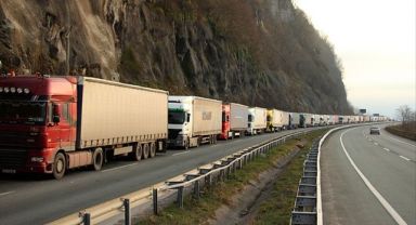 Kazakistan ile transit geçiş belgesi kotası 15 bine çıkarılacak