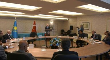 Kazakistan'ın yenilenme süreci Ankara'da masaya yatırıldı