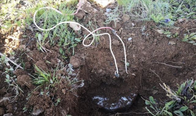 Tunceli'de teröristlerin kullandığı 6 sığınak imha edildi