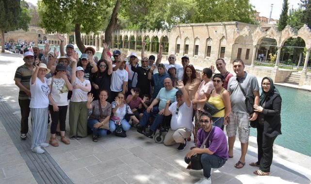 Başkan Çalkaya “Engelleri Sevgiyle Aşıyoruz”