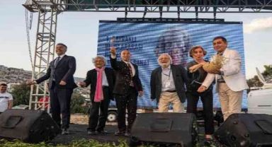 Bayraklı 1. Uluslararası Homeros Festivali'ne görkemli açılış