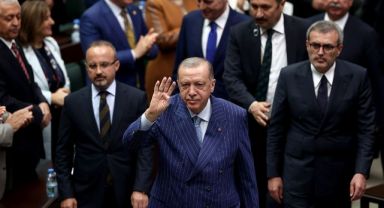Cumhurbaşkanı Erdoğan: Lisans ve yüksek lisans dahil öğrenci affı Meclis'e sunulacak