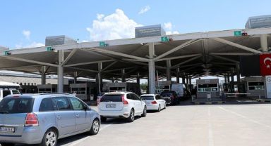 Gurbetçiler yıllık izinlerini geçirmek için baba ocağına geliyor