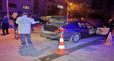 İzmir'de silahı çatışma: 1'i polis 2 yaralı