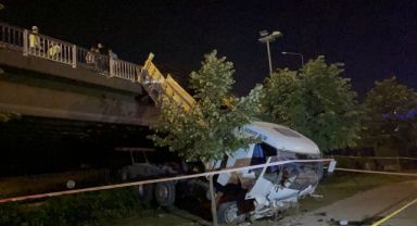 İzmir'de trafik kazası 1 ölü 5 yaralı