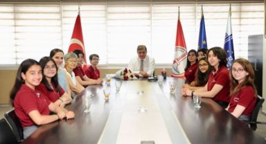 Karşıyaka’nın “Plastik Avcıları”