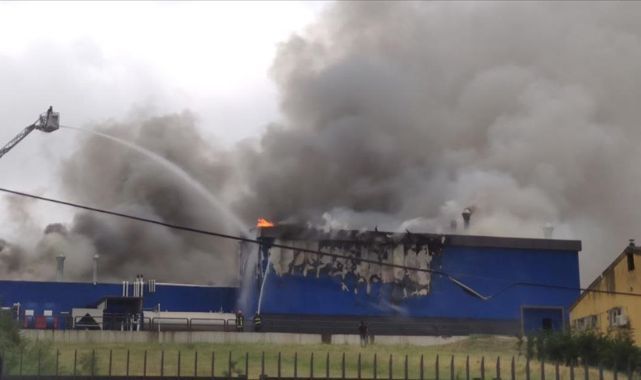 Kocaeli'de kimya fabrikasında yangın çıktı