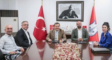Konak’ta “Sağlıklı kentleşme” için İmzalar atıldı