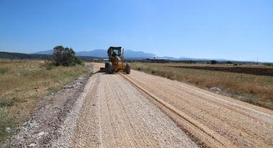 Menderes Belediyesi’nden çiftçiye yeni üretim yolları