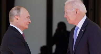 ABD medyası: Putin, Küresel Yakıt Savaşında Biden'ı Parmağında Oynattı