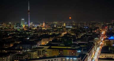 Berlin'de Enerji Tasarrufu İçin 200 Yapı Gece Işıklandırılmayacak