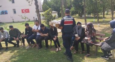 Haziran Ayında 16 bin 719 Düzensiz Göçmen Sınır Dışı Edildi