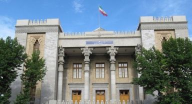 İran'dan ABD'li Onlarca Kişiyi Yaptırım Listesine Aldı