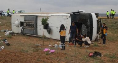 Kayseri'de Yolcu Otobüsü Devrildi 30 Yaralı Var