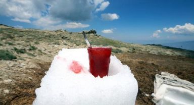 Madran Dağı'ndan Gelen Lezzet: Kar Helvası