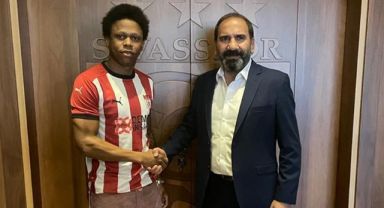 Sivasspor'da Transfer.