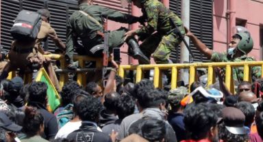 Sri Lanka'da Ordu Kabul Etti
