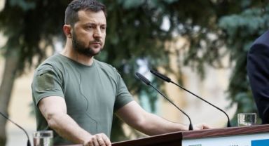 Vladimir Zelenskiy, İstihbarat Başkanı ve Başsavcıyı Görevden Aldı