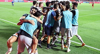 Başakşehir Turu 3 Golle Aldı