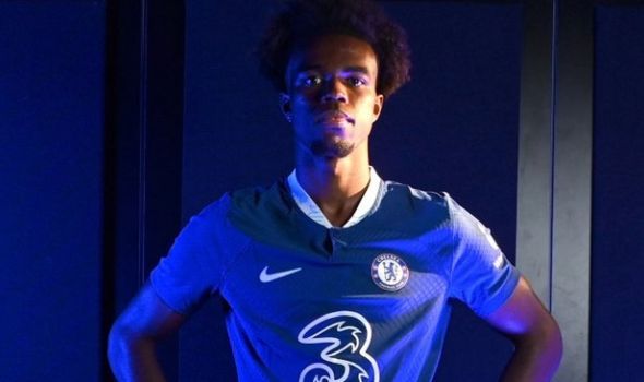 Chelsea'den Orta Sahaya Takviye