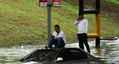 Çin'in Çinghay Eyaletindeki Selde 16 Kişi Öldü, 36 Kişi Kayıp