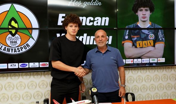Erencan Yardımcı Yeniden Alanyaspor'da