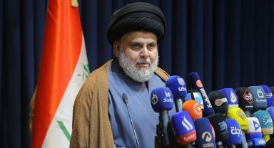 Irak'ta Sadr Siyasetten Tamamen Çekildi