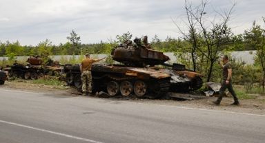 Rusya: Ukrayna'da Toplam 4 Bin 334 Tank ve Zırhlı Araç İmha Ettik