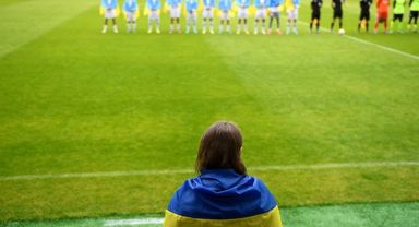 Savaşın Sürdüğü Ukrayna'da Futbol Ligi Başladı