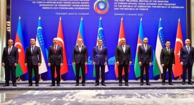Üçlü Dışişleri, Ticaret ve Ulaştırma Bakanları Toplantısı Başladı