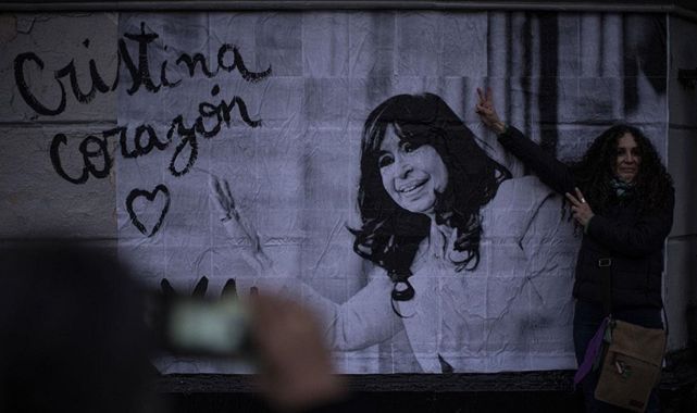 Arjantin'de Kirchner İçin Dayanışma Gösterisi